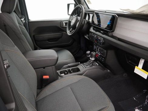 New 2026 Jeep Wrangler Sport AWD/4WD image 32