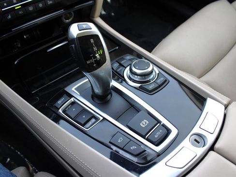 Used 2009 BMW 750Li 750Li image 30