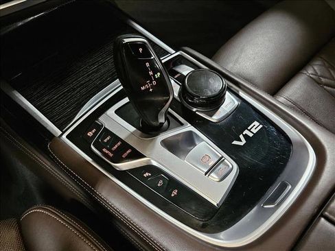 Used 2018 BMW M760i xDrive AWD/4WD image 11