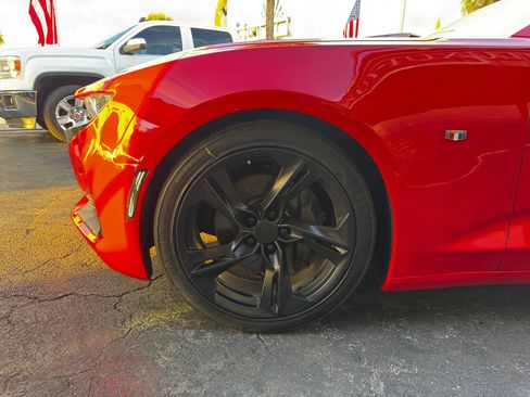 Used 2019 Chevrolet Camaro SS image 24