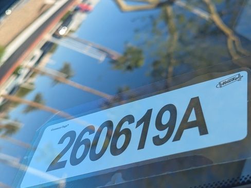 Used 2018 Toyota RAV4 XLE image 31