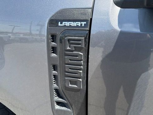 Used 2024 Ford F250 Lariat w/ Sport Appearance Package AWD/4WD image 42