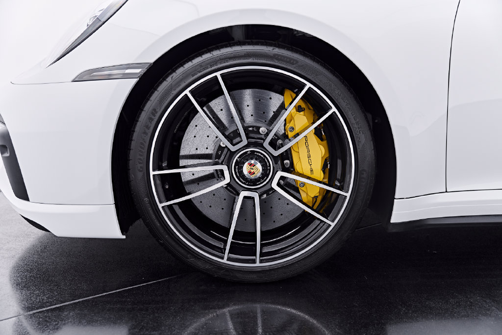 Used 2022 Porsche 911 Turbo S AWD/4WD image 3