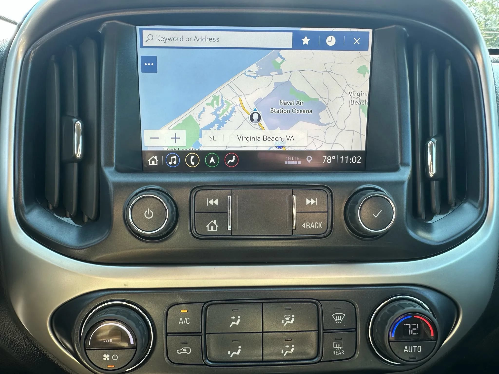Used 2022 Chevrolet Colorado LT w/ Luxury Package AWD/4WD image 26