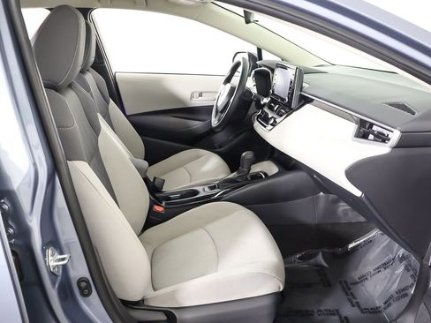 Used 2022 Toyota Corolla LE FWD image 28