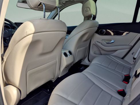 Used 2017 Mercedes-Benz GLC 300 image 16