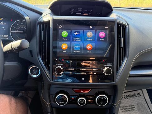 Used 2021 Subaru Crosstrek 2.5i Sport w/ Moonroof Package image 15