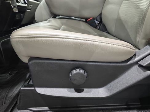 Used 2020 Ford F450 XL w/ Power Equipment Group image 25