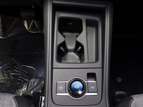 New 2025 Volkswagen Tiguan S image 11