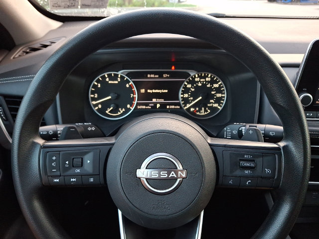 Used 2023 Nissan Rogue S AWD/4WD image 18