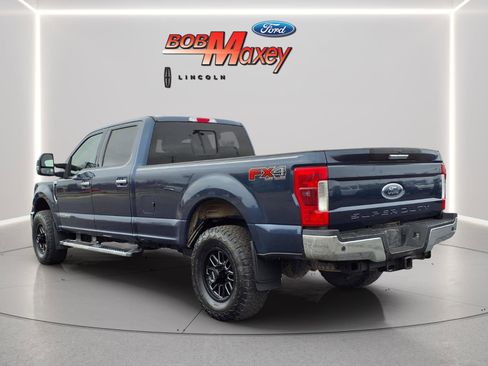 Used 2018 Ford F350 XLT w/ XLT Premium Package AWD/4WD image 7