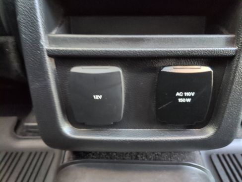 Used 2020 Ford Edge ST-Line image 18