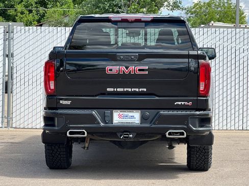 Used 2023 GMC Sierra 1500 AT4 w/ Technology Package AWD/4WD image 5