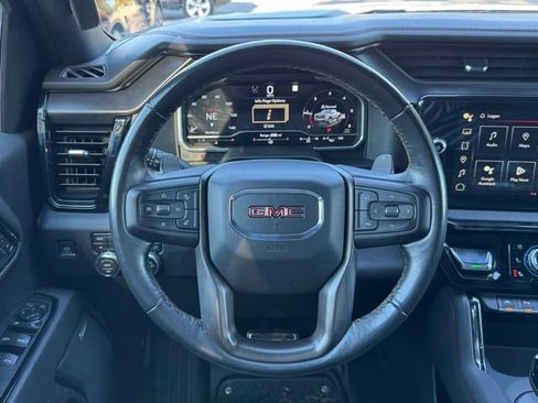 Used 2022 GMC Sierra 1500 AT4 w/ Technology Package image 18