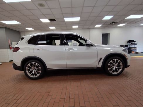Used 2021 BMW X5 xDrive40i w/ Premium Package 2 image 7