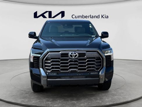 Used 2026 Toyota Tundra Limited AWD/4WD image 8