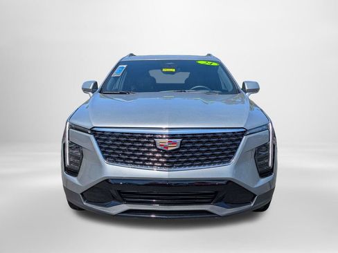 Used 2024 Cadillac XT4 Premium Luxury w/ Active Safety Package AWD/4WD image 8