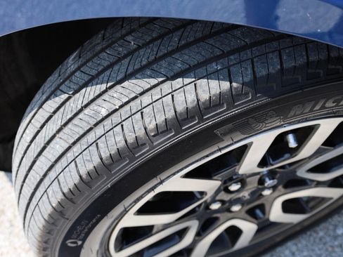 Used 2024 Ford Maverick Lariat w/ 4K Tow Package image 25