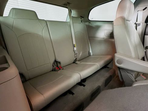 Used 2016 Buick Enclave Premium w/ Experience Buick Package image 33