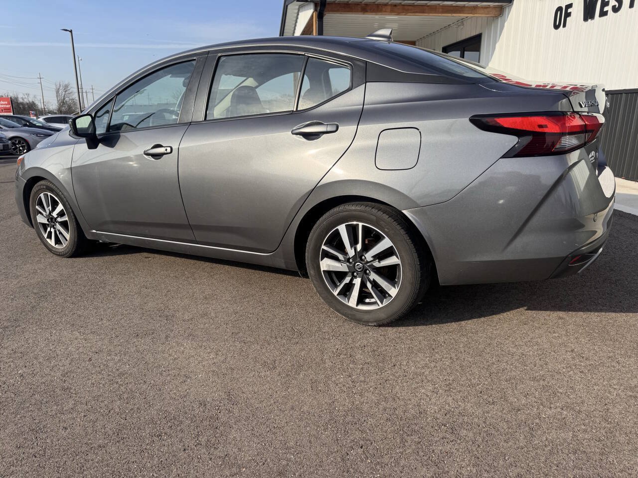 Used 2020 Nissan Versa SV FWD image 11