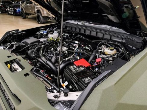 Used 2025 Ford Bronco Badlands image 85