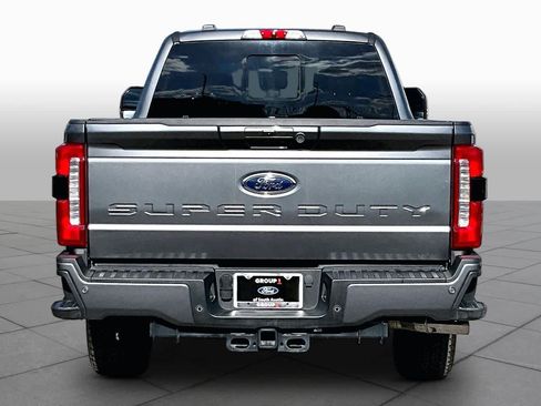 Used 2024 Ford F250 Lariat w/ Sport Appearance Package AWD/4WD image 4