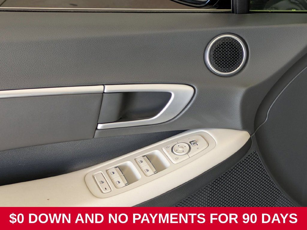 Used 2025 Hyundai Sonata SEL FWD image 13