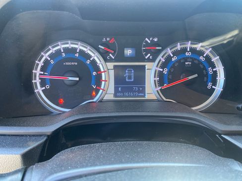 Used 2014 Toyota 4Runner Limited AWD/4WD image 13