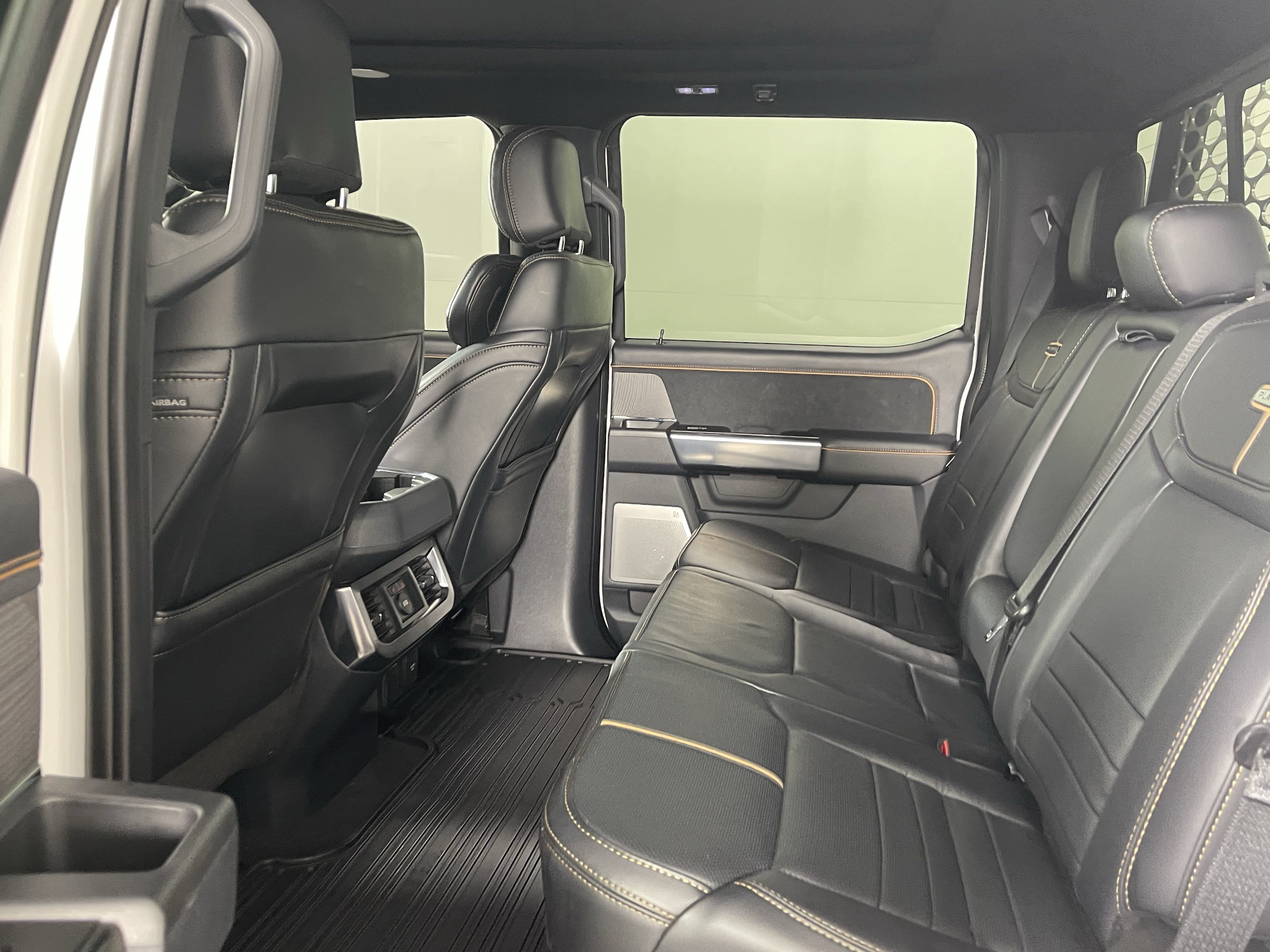 Used 2024 Ford F350 Platinum AWD/4WD image 13