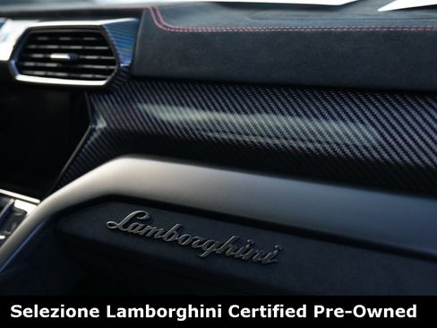 Used 2024 Lamborghini Urus Performante image 42