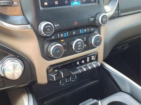 Used 2022 RAM 1500 Laramie image 25