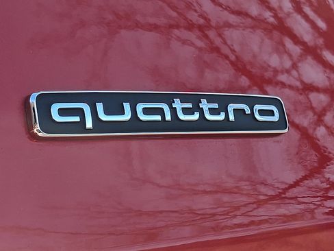 Used 2022 Audi Q3 2.0T Premium Plus image 34