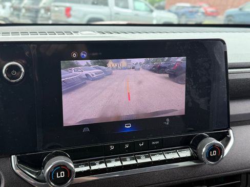 Used 2026 Chevrolet Colorado Trail Boss AWD/4WD image 25