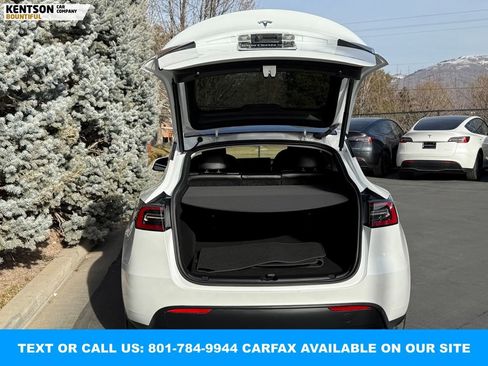 Used 2023 Tesla Model Y Long Range image 34