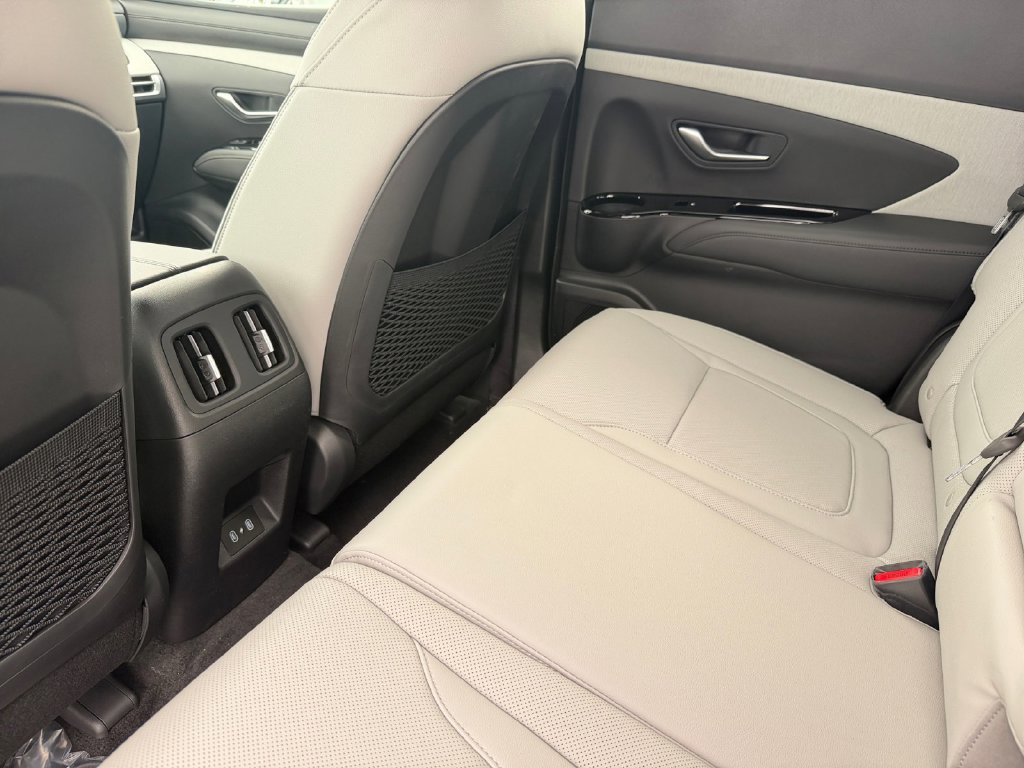 New 2026 Hyundai Santa Cruz Limited AWD/4WD image 13
