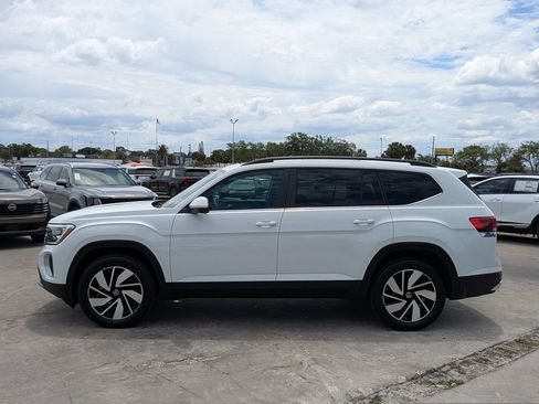 Used 2024 Volkswagen Atlas SE FWD image 5