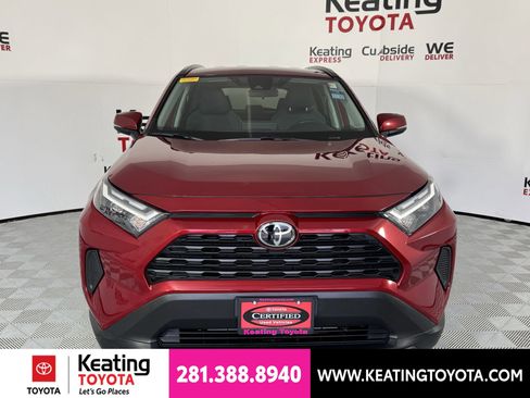 Used 2025 Toyota RAV4 XLE FWD image 11