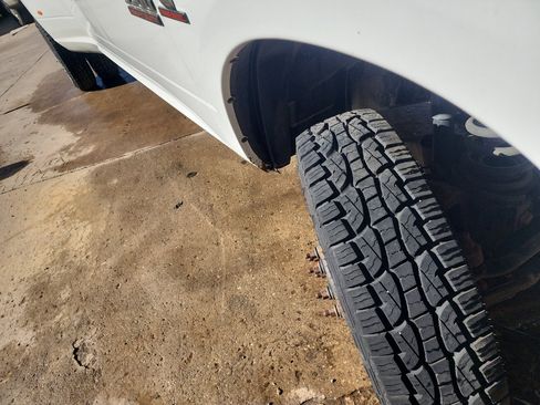 Used 2017 RAM 3500 Tradesman w/ Chrome Appearance Group image 30