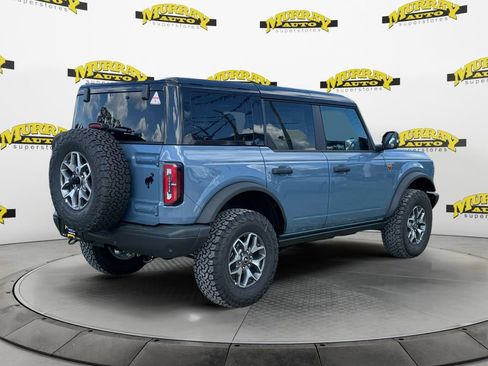 New 2025 Ford Bronco Badlands image 7