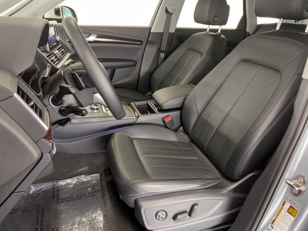 Used 2018 Audi Q5 2.0T Premium Plus w/ Premium Plus Package AWD/4WD image 5