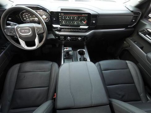 Used 2025 GMC Sierra 1500 SLT w/ SLT Premium Plus Package image 17