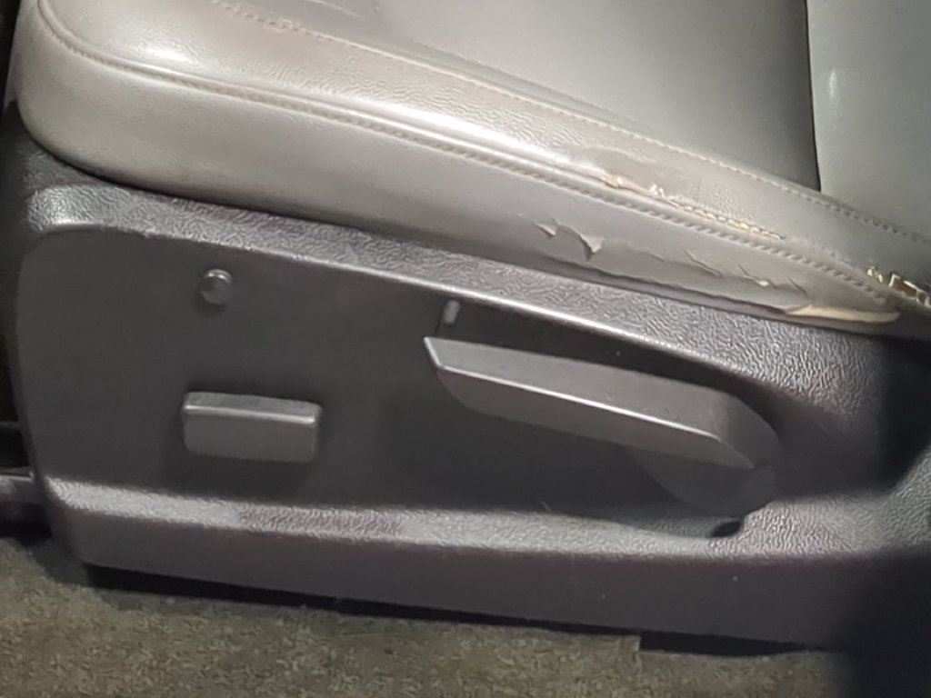 Used 2015 Chevrolet Colorado W/T RWD image 19