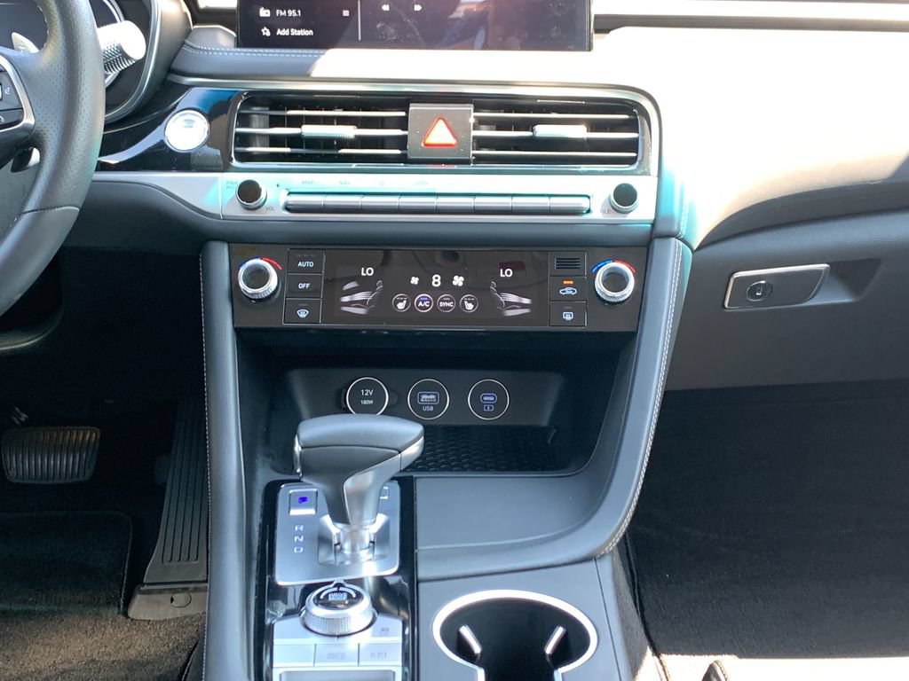 Certified 2026 Genesis G70 2.5T RWD image 18