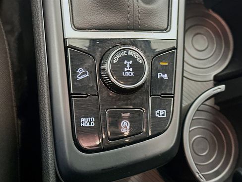 Used 2025 Kia Sportage LX image 26