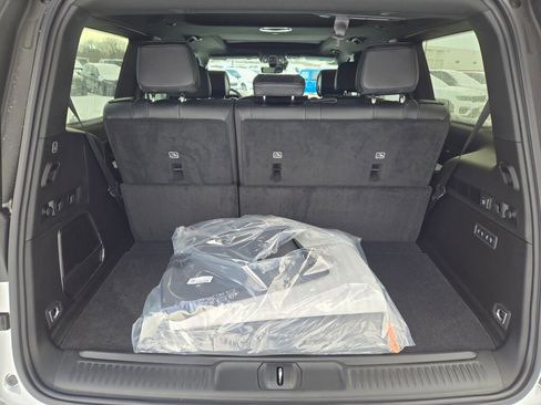 New 2026 Jeep Grand Wagoneer Limited image 16