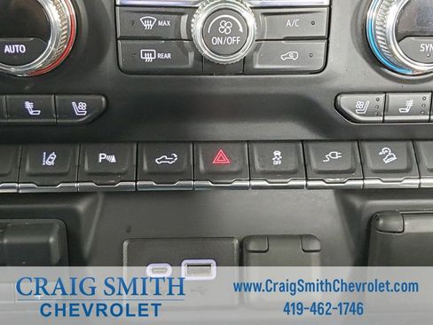 Used 2022 GMC Sierra 2500 AT4 w/ AT4 Preferred Package image 25