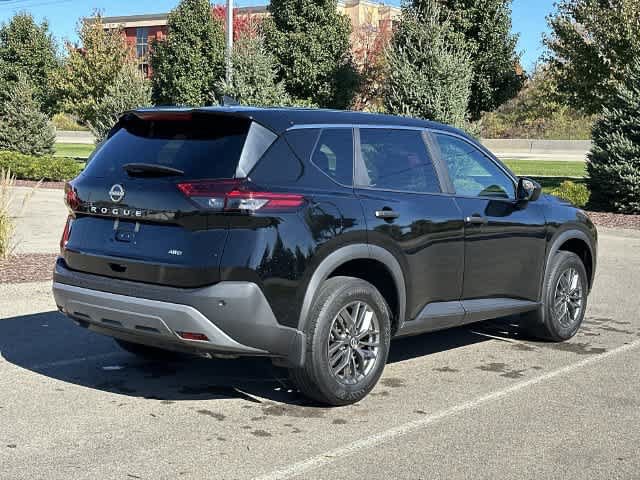 Used 2023 Nissan Rogue S AWD/4WD image 21