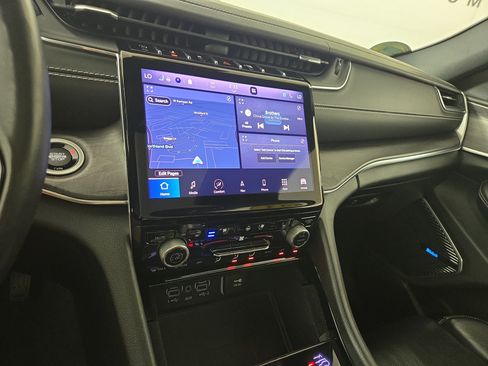 Certified 2021 Jeep Grand Cherokee L Overland w/ Advanced Protech Group III AWD/4WD image 25