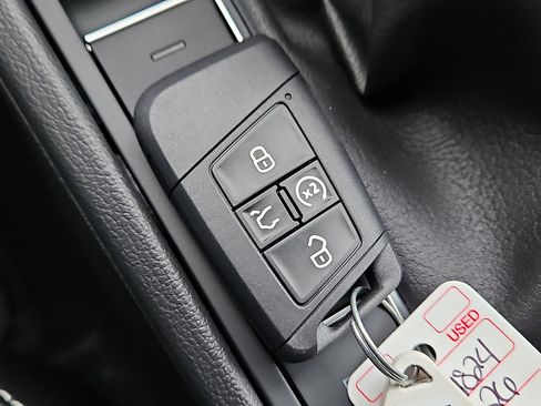 New 2026 Volkswagen Jetta SE image 20