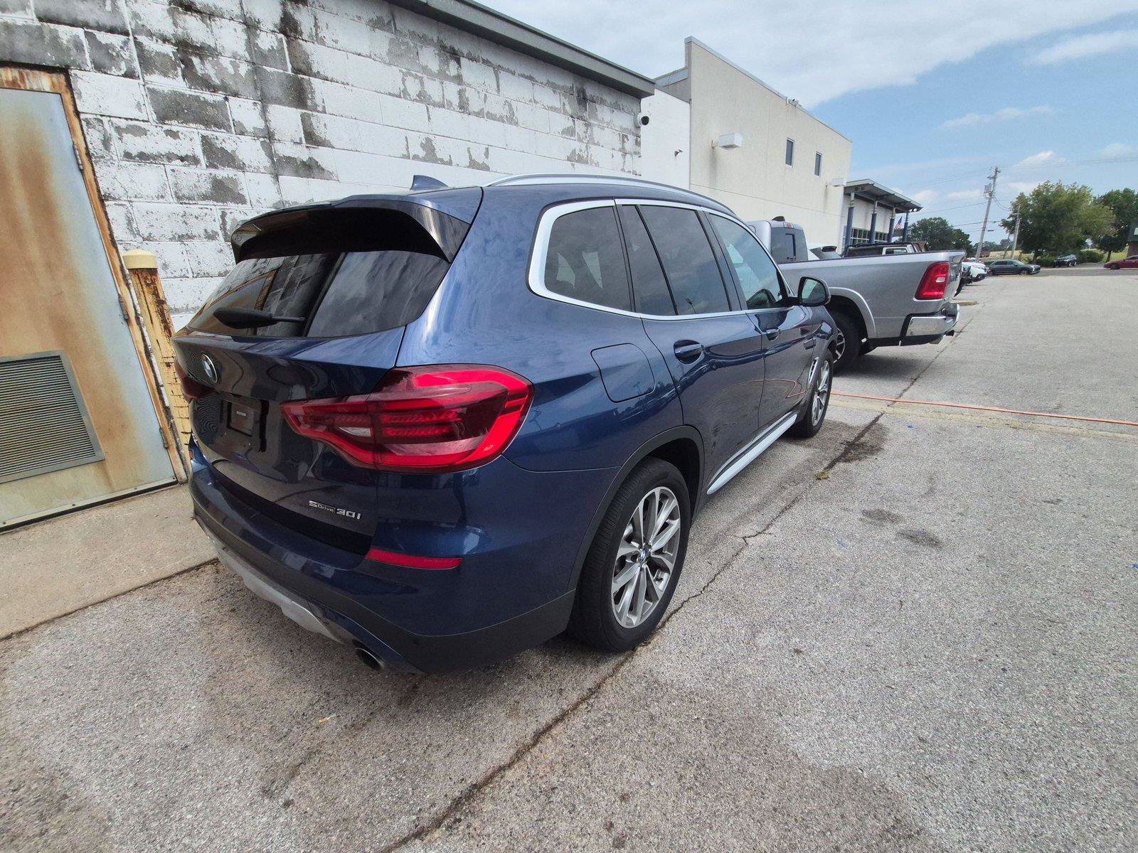 Used 2019 BMW X3 sDrive30i w/ Premium Package RWD image 5